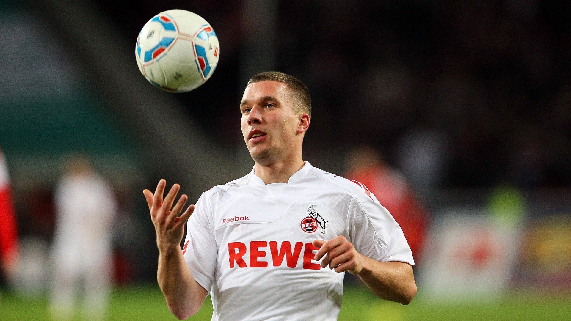 中超一夜四大转会：谁成赢家谁成输家？